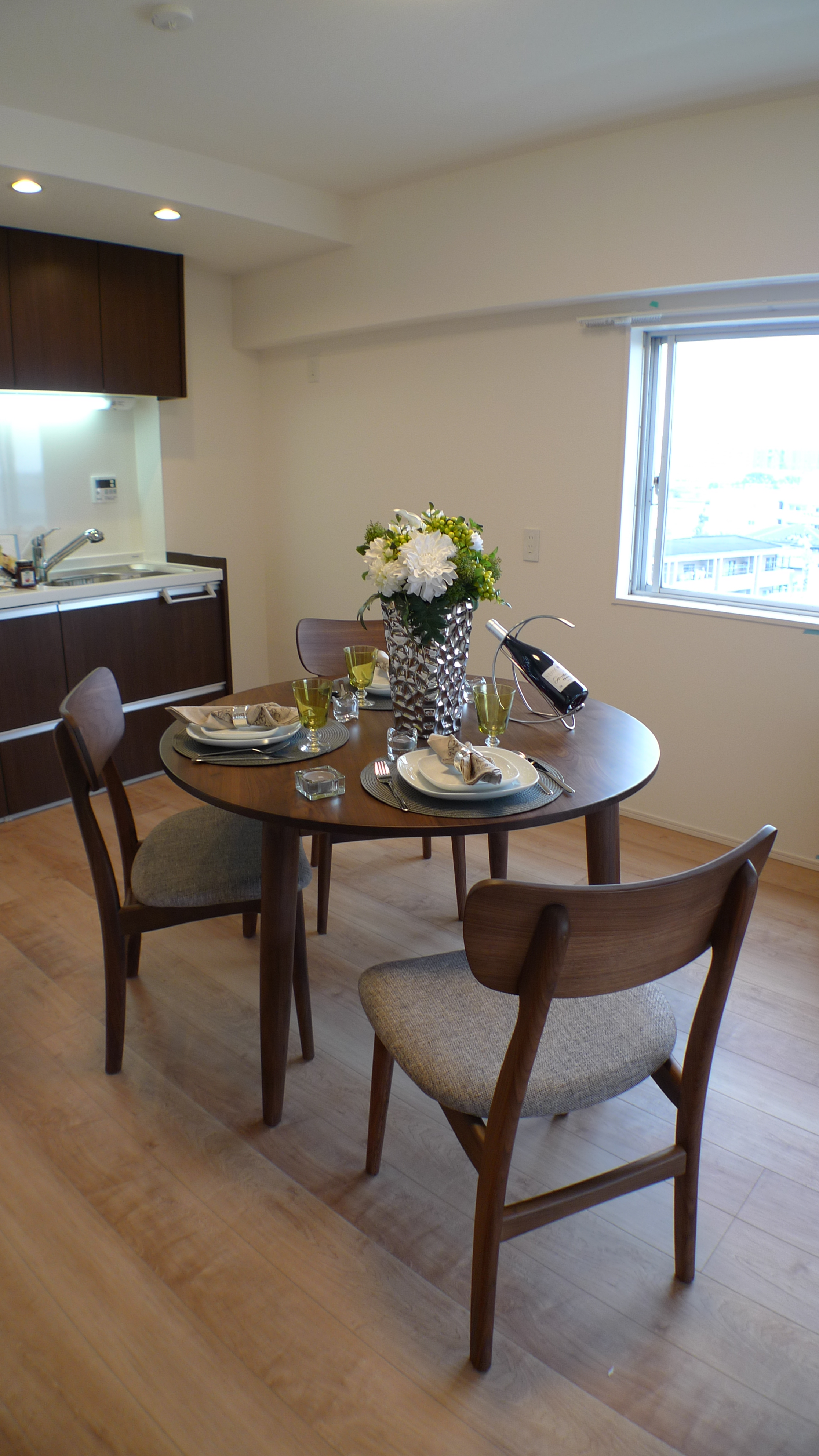 ２dkでコンパクト 眺め 明るさを活かしたインテリアに 100人の女性インテリアコーディネーター Ic21